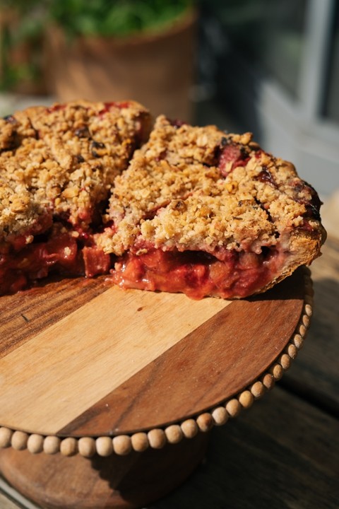 STRAWBERRY RHUBARB PIE