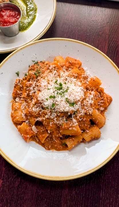 Rigatoni Bolognese