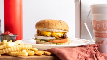 Aron's Diner 1209 N 18th St