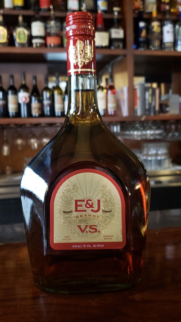 E&J V.S. Brandy 750ML