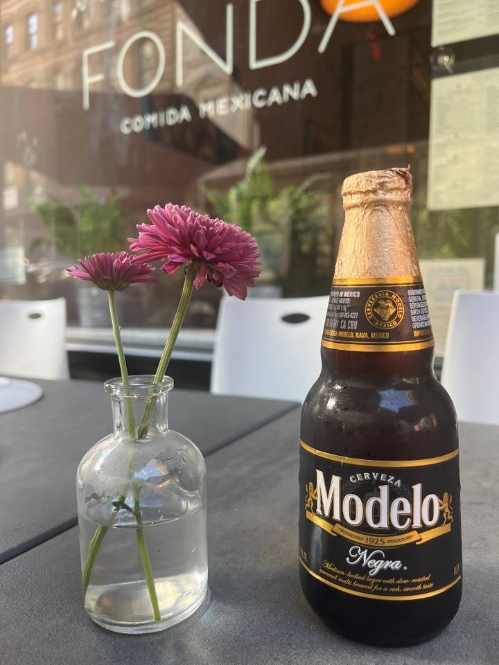 Negra Modelo