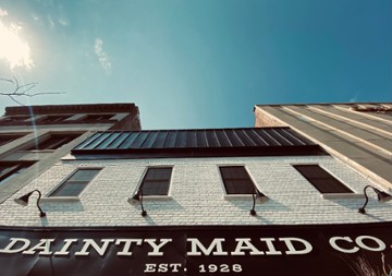The Dainty Maid 231 S Michigan St