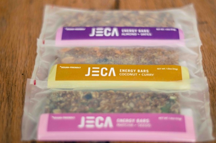 Jeca Bar - Almonds + Dates