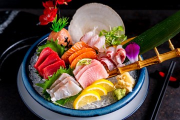 Kinha Sushi 910 Franklin Ave