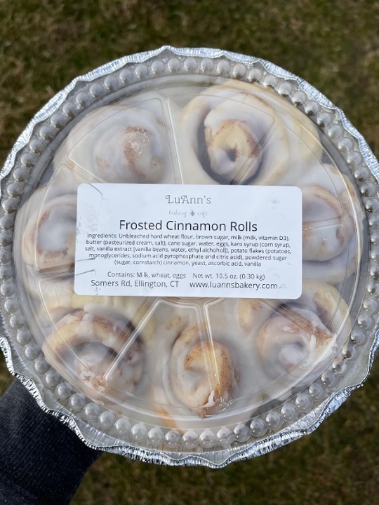 LuAnn's bakery frosted cinnamon rolls (8 pack)