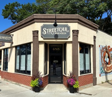 Streetcar 488 Centre St