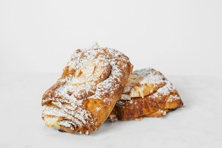 3+1 ALMOND CHOCOLATE CROISSANT #