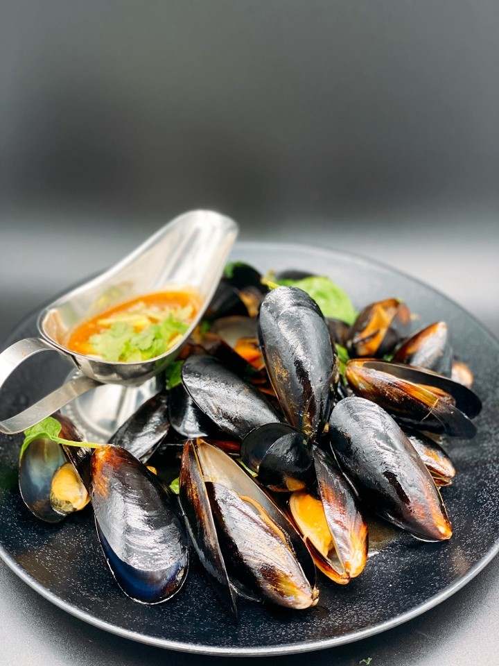 NEW! 1 POUND BLACK MUSSELS
