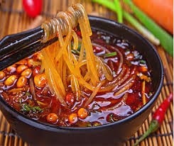 #16 酸辣粉 Spicy Potato Noodles.