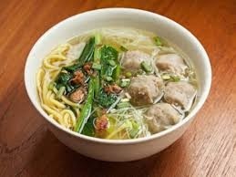 #14 Pork Ribs Noodles 清汤肉丸子面.