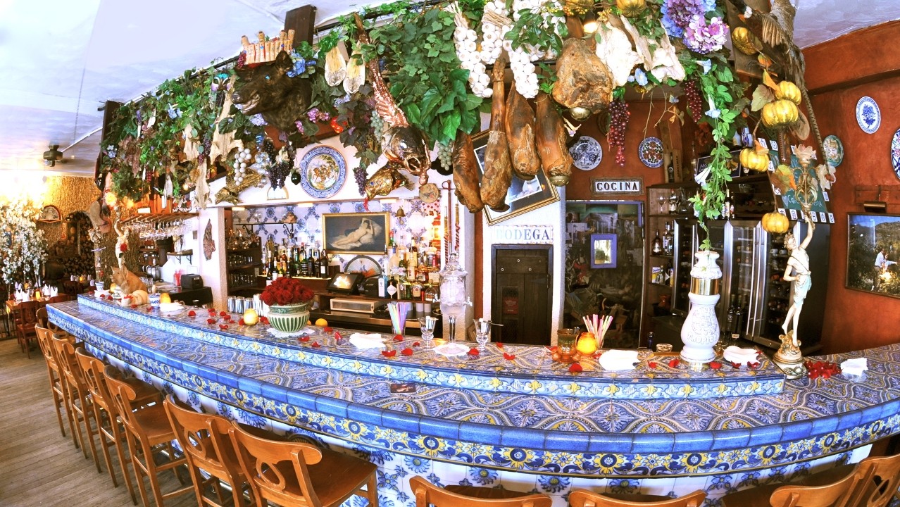 Dali Restaurant
