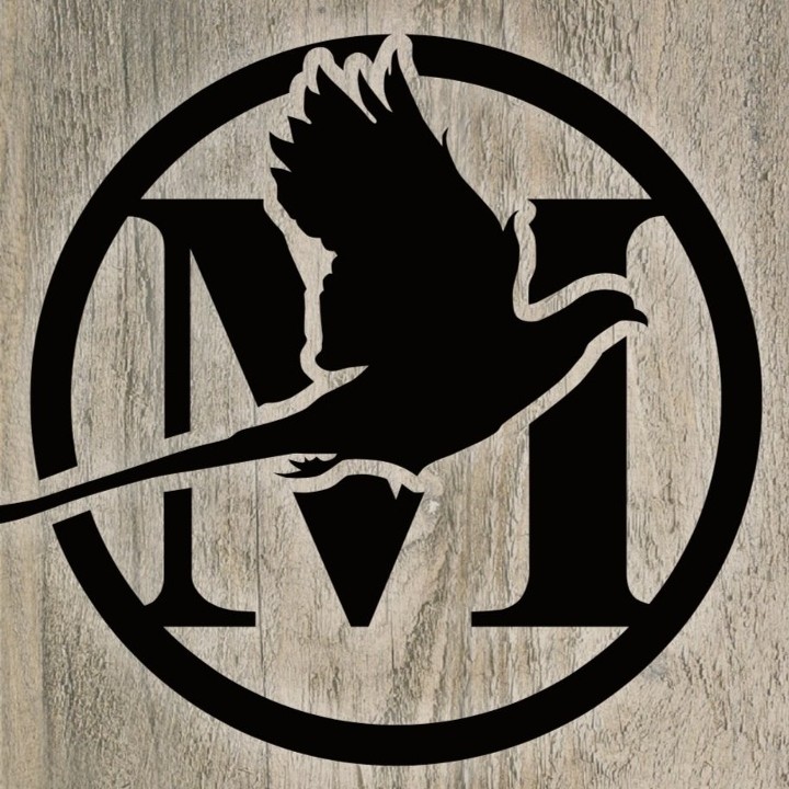 Mackinaws Grill & Spirits logo