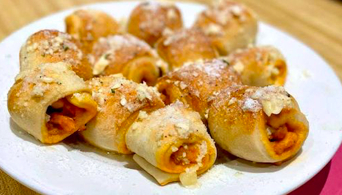 Garlic Knots (6) W/Pepperoni