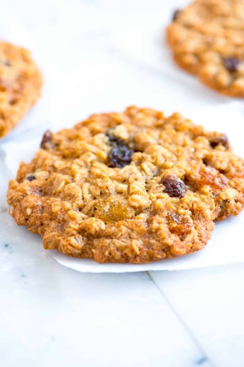 Oatmeal Raisin Cookie (1)