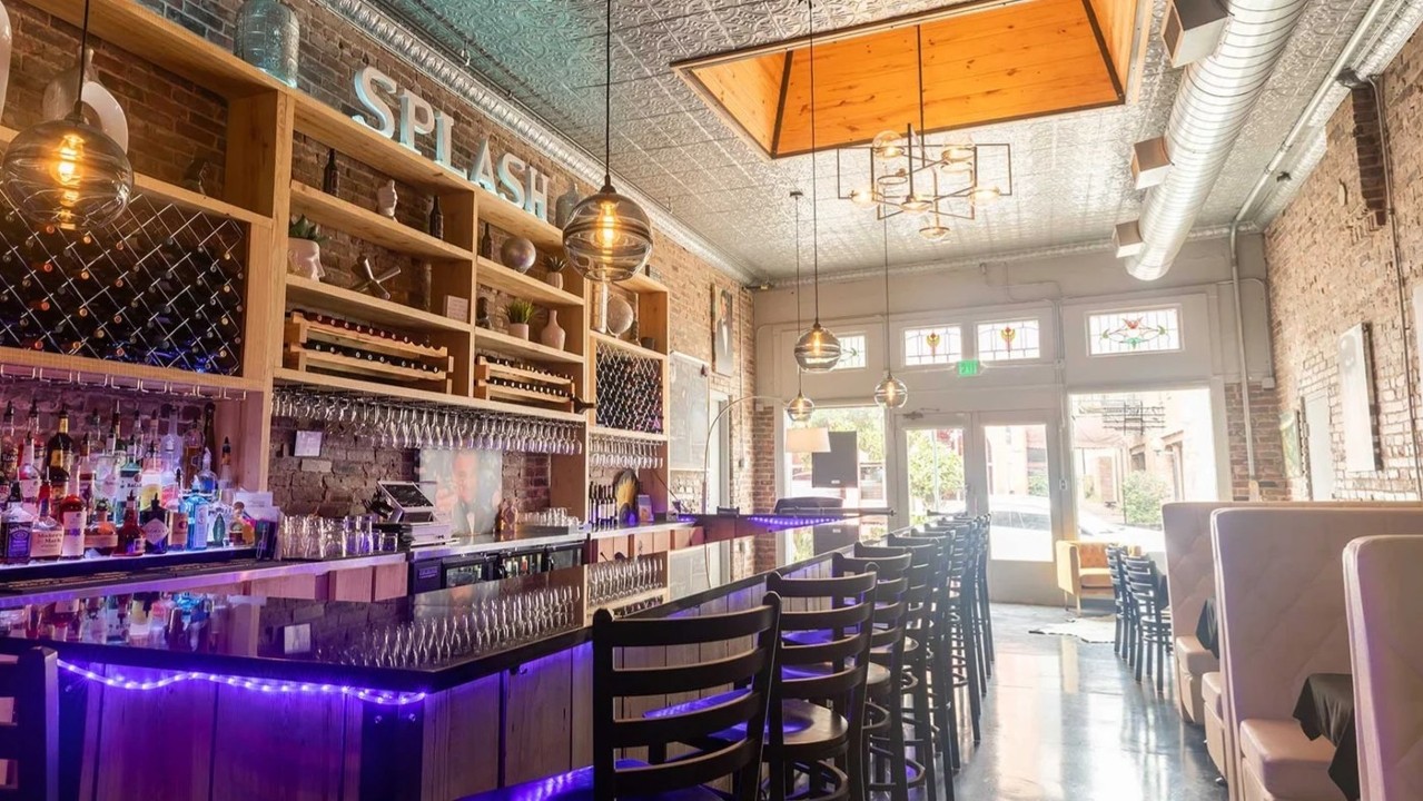 Splash Wine Bar 325 Ouachita Avenue