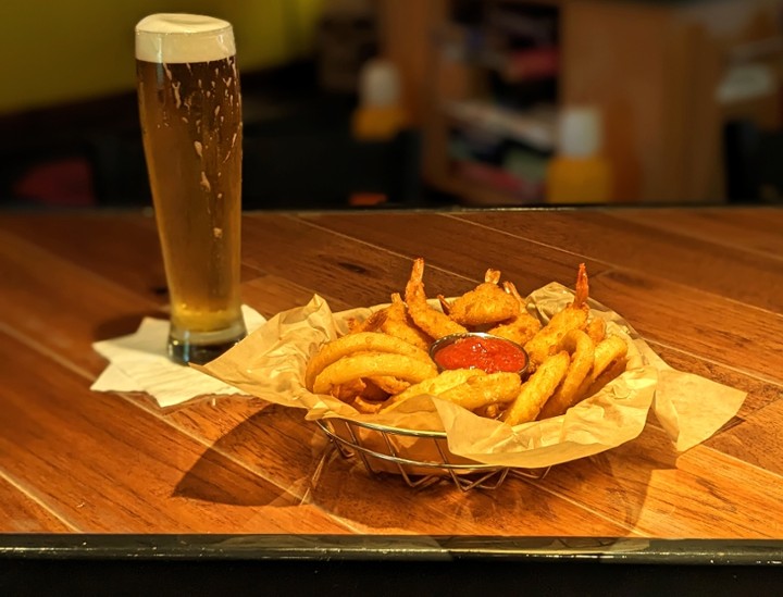 Shrimp & Onion Ring Basket