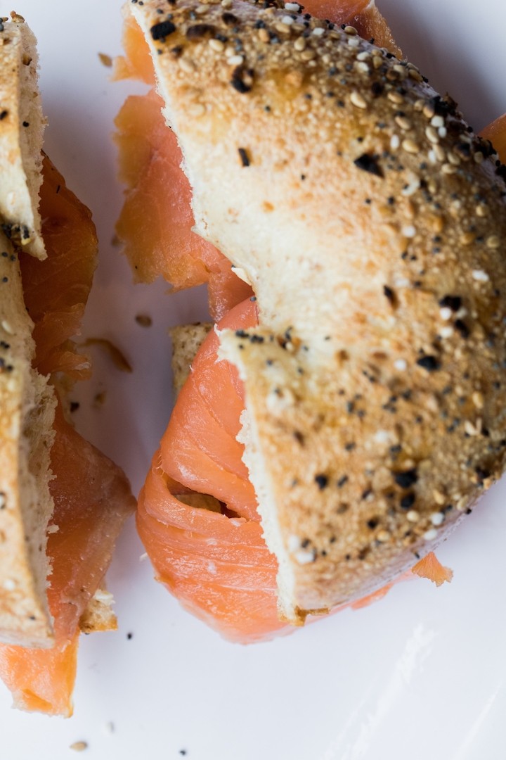 Bagel w/ Sliced Lox