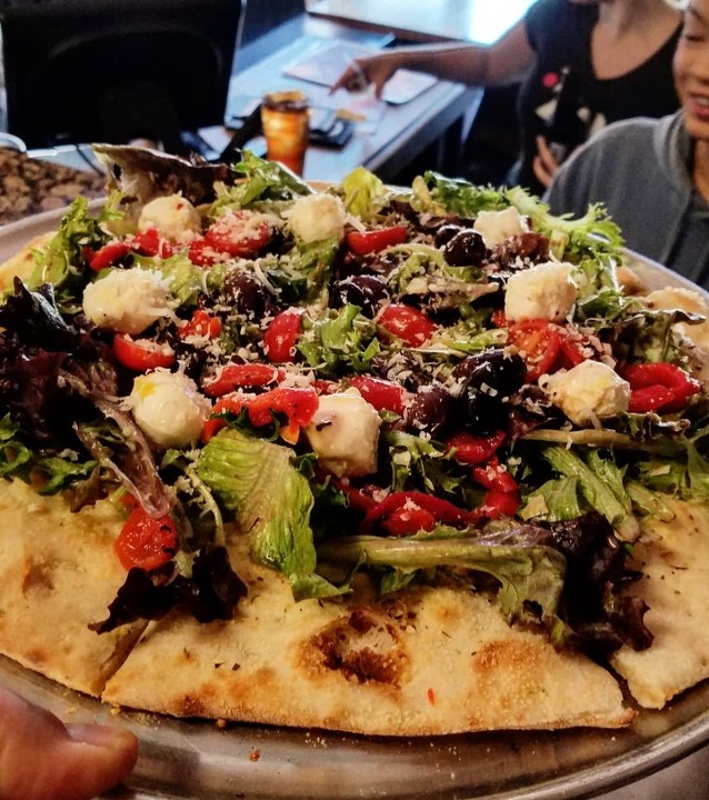 Salad Pizza