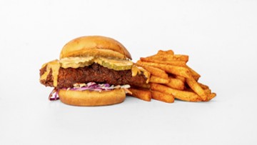 Hot Chickz - UTC 4545 La Jolla Village Drive