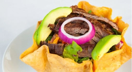 Ensalada de Fajitas en Canasta