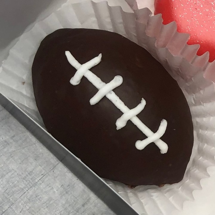 Football Petit Four