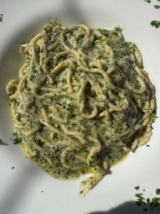 L-Homemade Spaghetti with Fresh Pesto