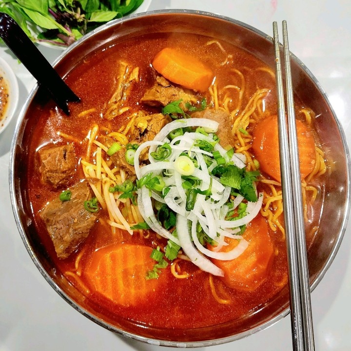 Beef Stew w/ Egg Noodles - Mì Bò Kho