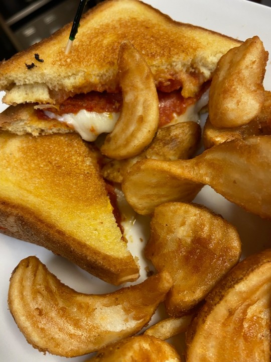 PIZZA GRILLED CHEESE