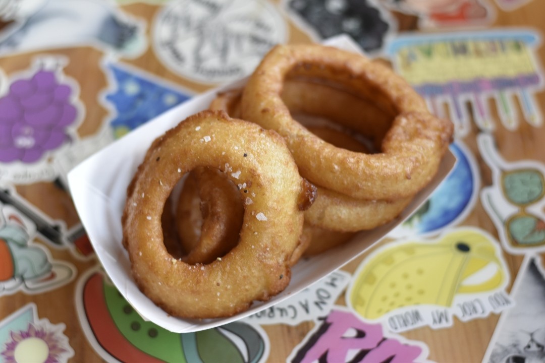 Small Order Onion Rings *contains milk