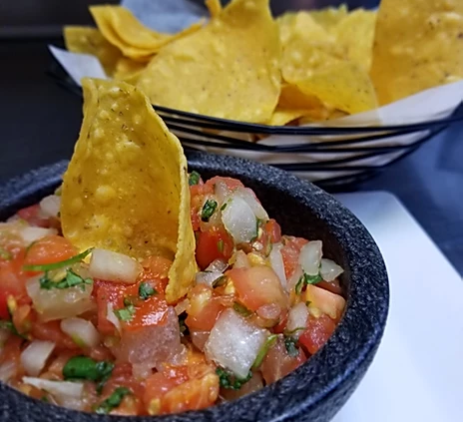 Salsa & Chips