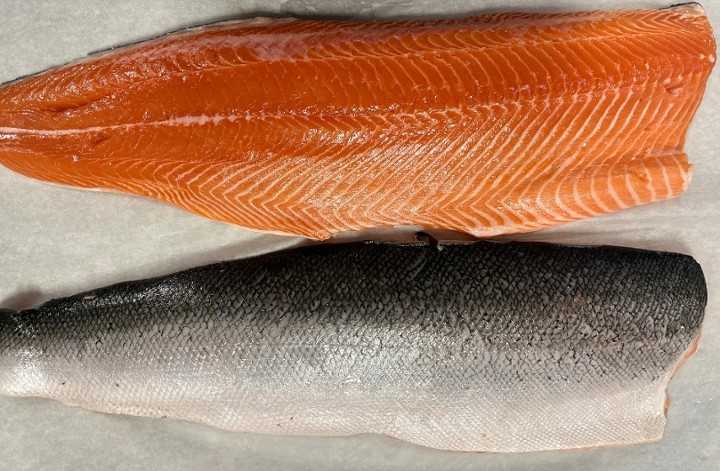 Atlantic Salmon Filet (skinless/boneless)
