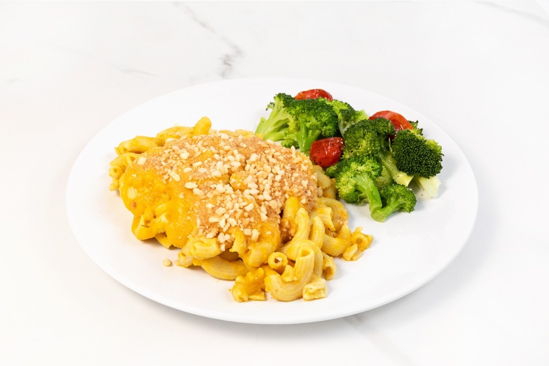 Mac and Cheese with Broccoli -Fresh