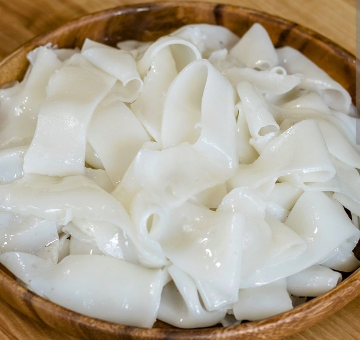 Steamed Flat Rice Noodle (Side)