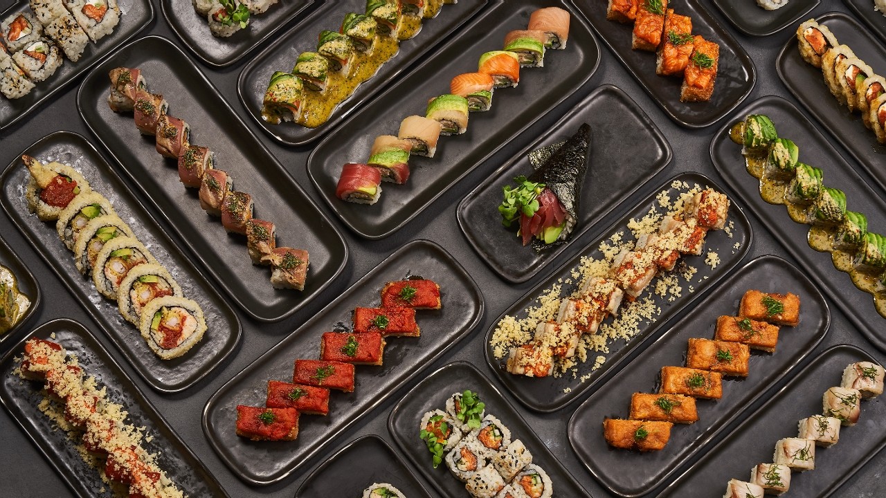 this restaurant in brooklyn gets help from machines to make sushi