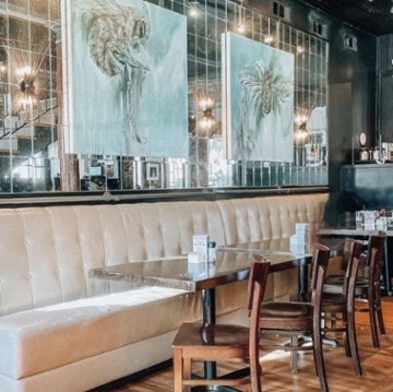 B. Matthew's Eatery