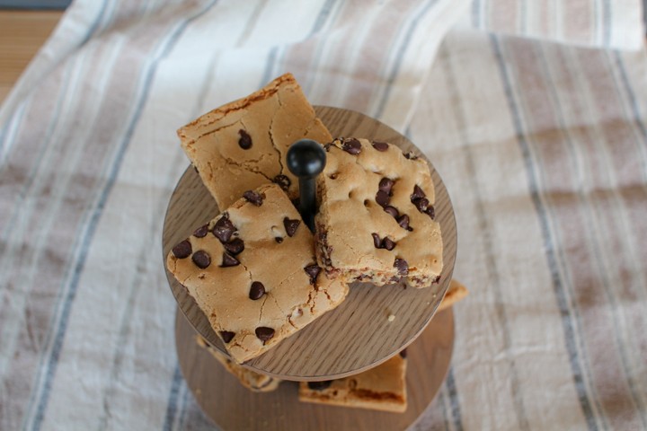 Pan of Brown Sugar Brownies - Serves 10