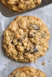 Oatmeal Raisin Cookie