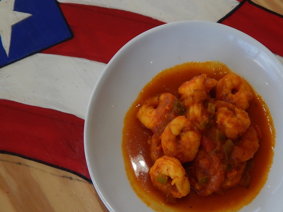 Serving Creole Shrimp Camarone salsa roja (12pc)