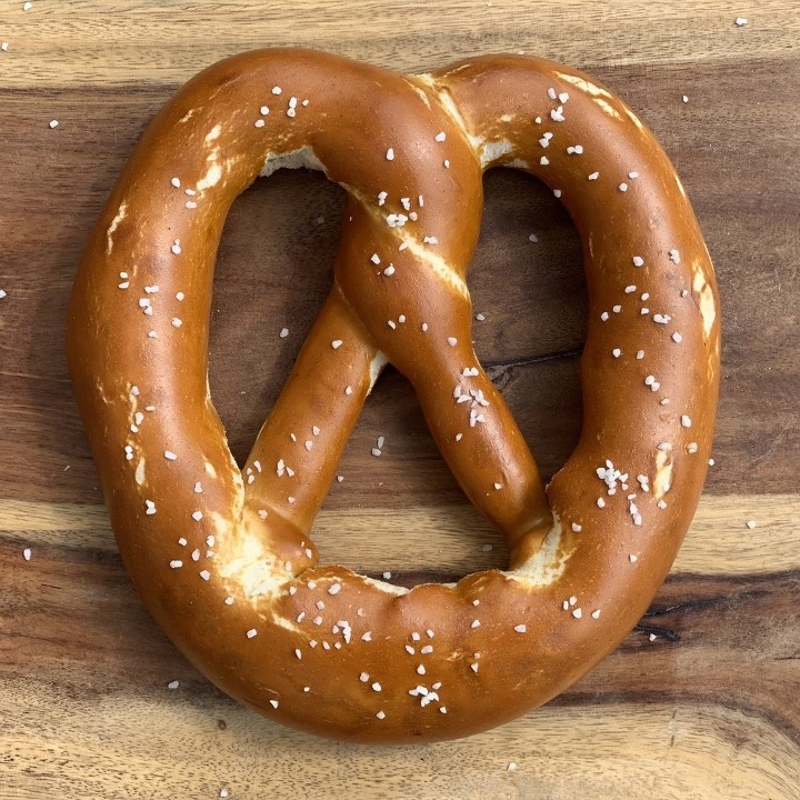 16 oz. Pretzel