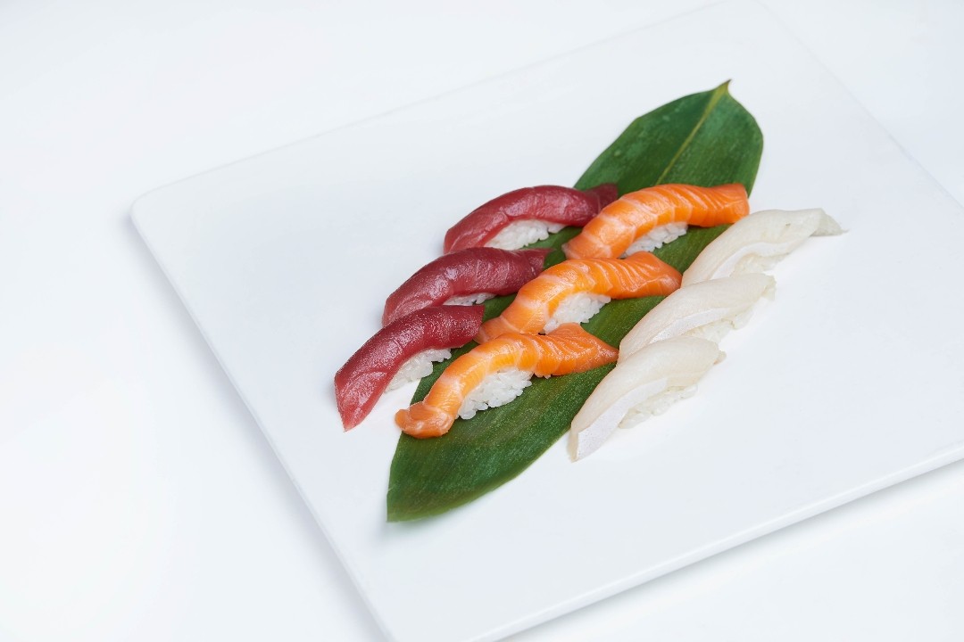 Sushi Triple Delight (12 pcs)