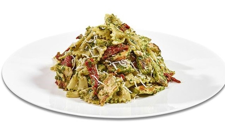 Pasta Pesto with Grilled Chicken