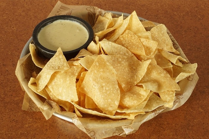 Chips & Queso