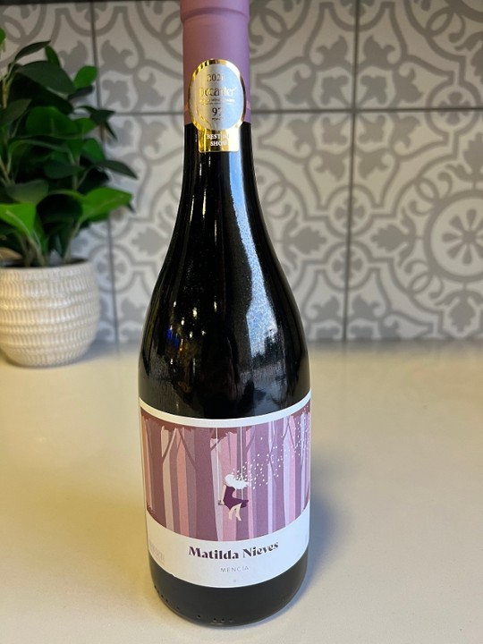 Dry Red, Mencía - Matilda Nieves - Ribeira Sacra, Portugal