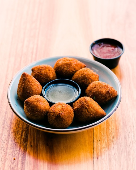 Coxinha (Chicken Balls) - 8 units