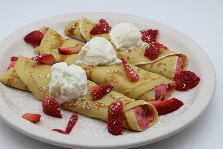 Strawberry Cream Crepes