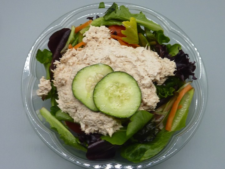 Small Garden Scoop Of Tuna