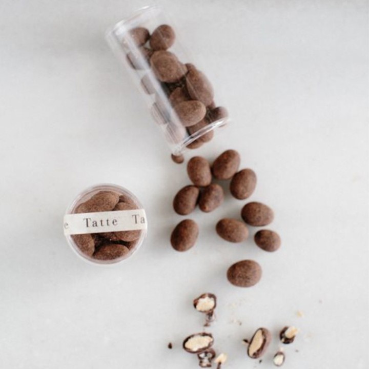 Valrhona Dark Chocolate Almonds (GF)