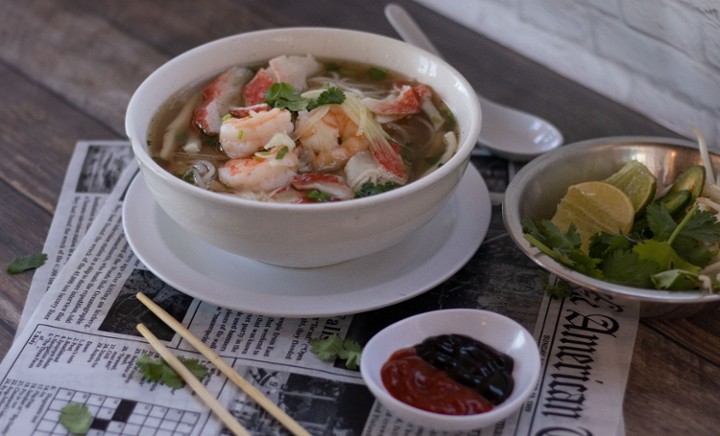 19 Shrimp or Seafood Pho