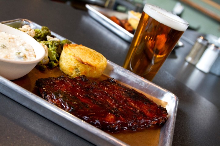 1/2 Rack Ribs Platter