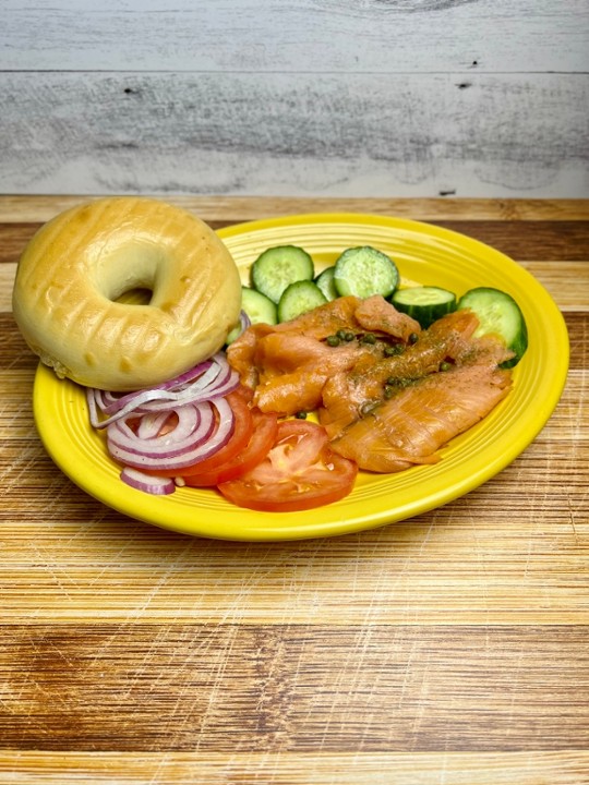 Smoked Salmon & Bagel Platter